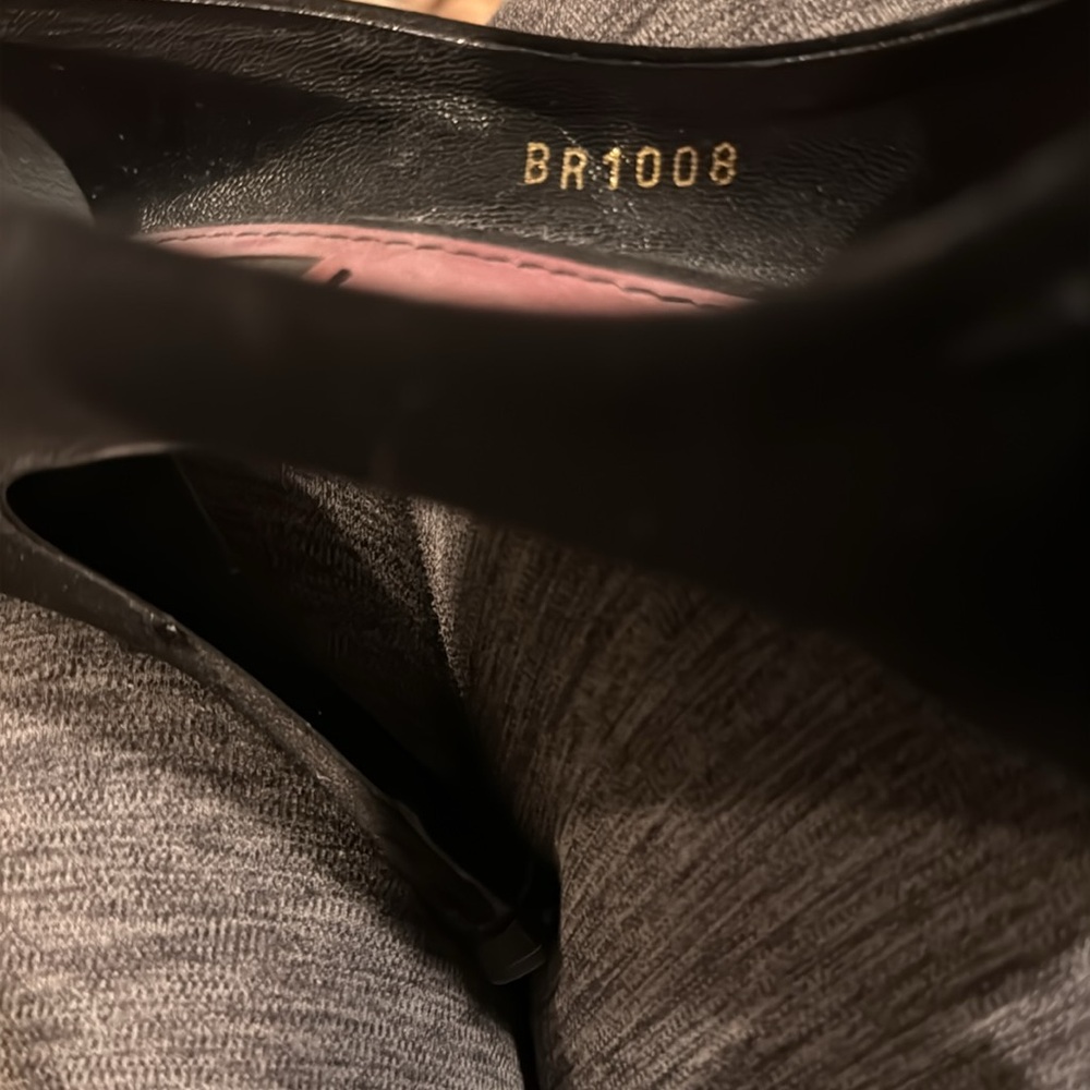 Louis Vuitton satin open toe heels on platform - Picture 5 of 16